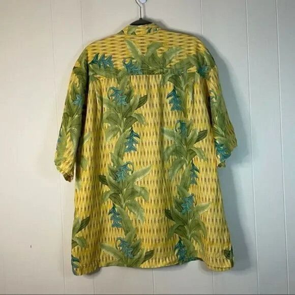 Tommy Bahama Linen Silk Floral Basketweave Hawaiian Aloha Shirt - Picture 4 of 5